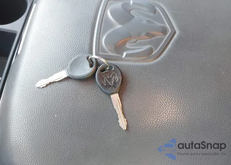 2014 Ram 2500 Big Horn z USA, uszkodzony, nr VIN 3C6UR5DJ4EG129425